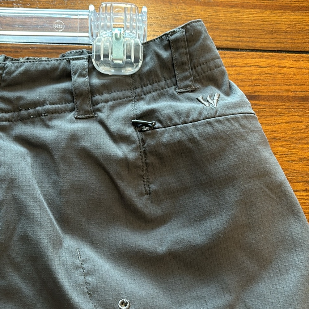 White Sierra Shorts - Picture 4 of 5